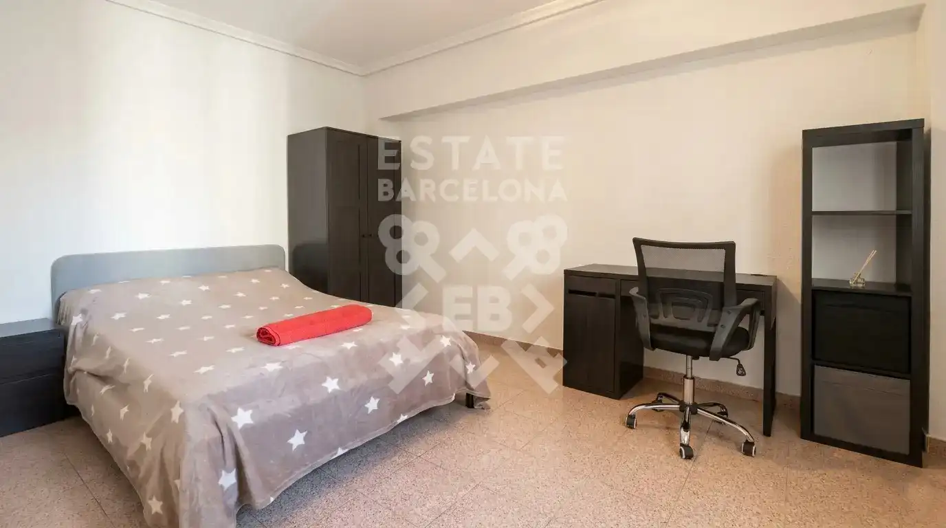 Habitación de Apartamento en venta en Valencia con Amueblado y Balcón