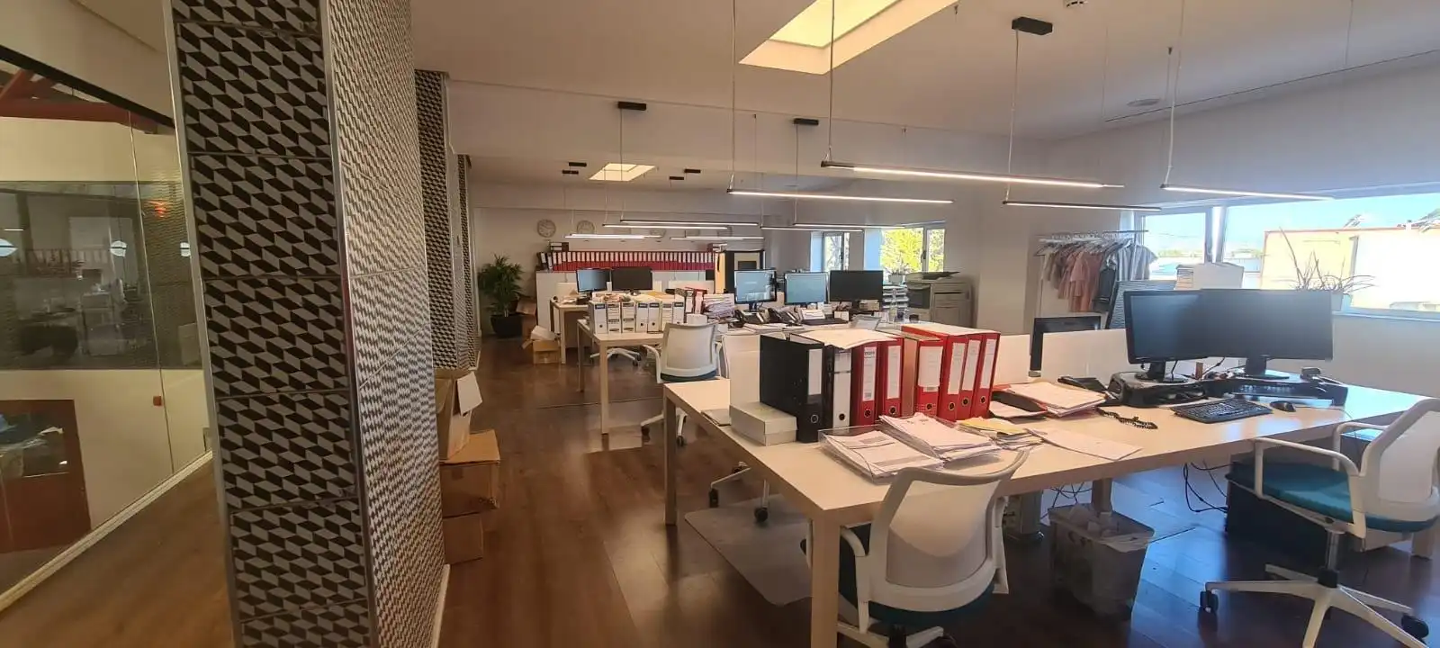 Nave industrial en venta en Villena