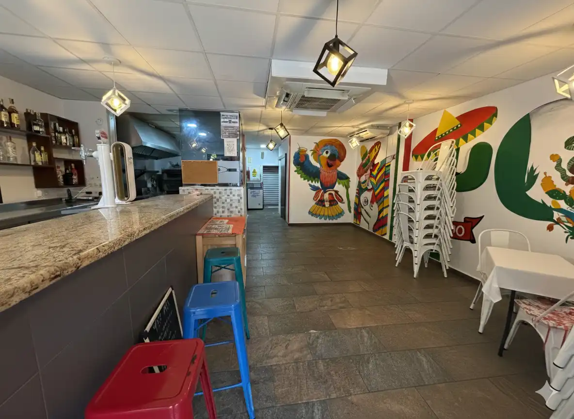 Local en venta en Alicante / Alacant con Aire acondicionado, Terraza y Amueblado