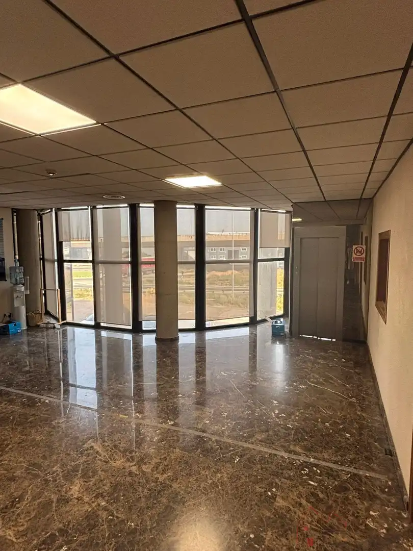 Industrial buildings for rent in Silla