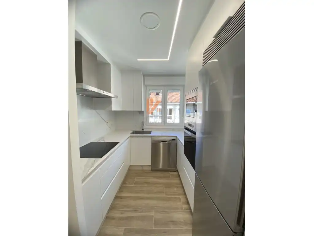 Kitchen of Apartments for rent in Santiago de Compostela   with Furnished