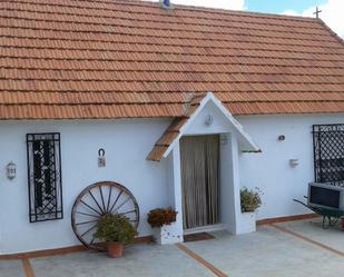Vista exterior de Casa o xalet en venda en Calles amb Jardí privat, Terrassa i Traster