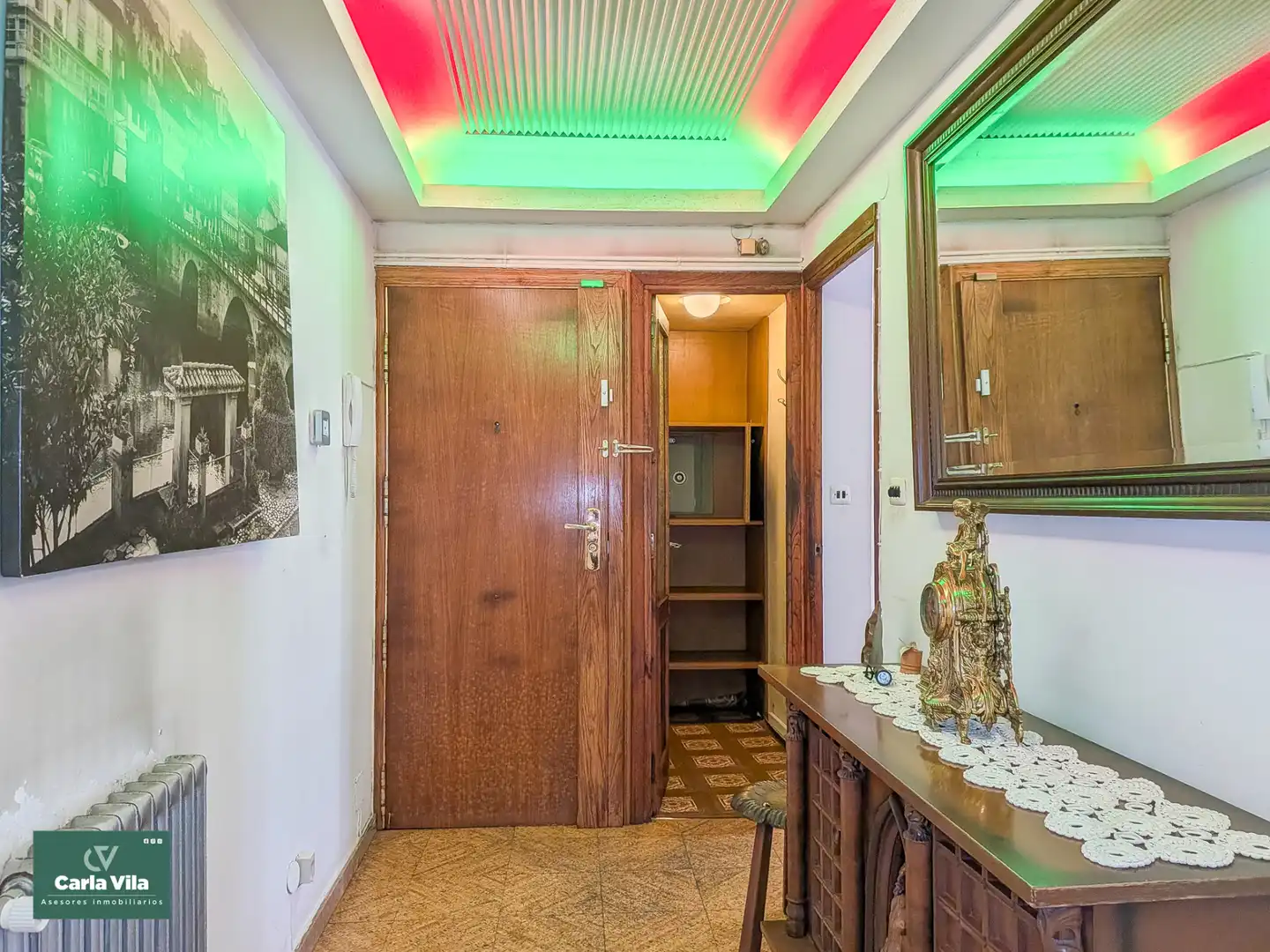 Wohnung zum Verkauf in Lugo mit Heizung, Parkett und Terrasse
