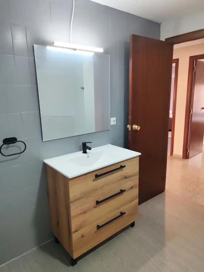Bany de Pis en venda en Alcoy / Alcoi amb Calefacció i Terrassa