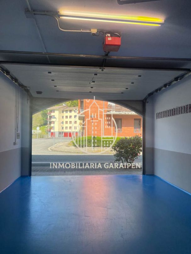 Aparcament de Garatge en venda en Aia