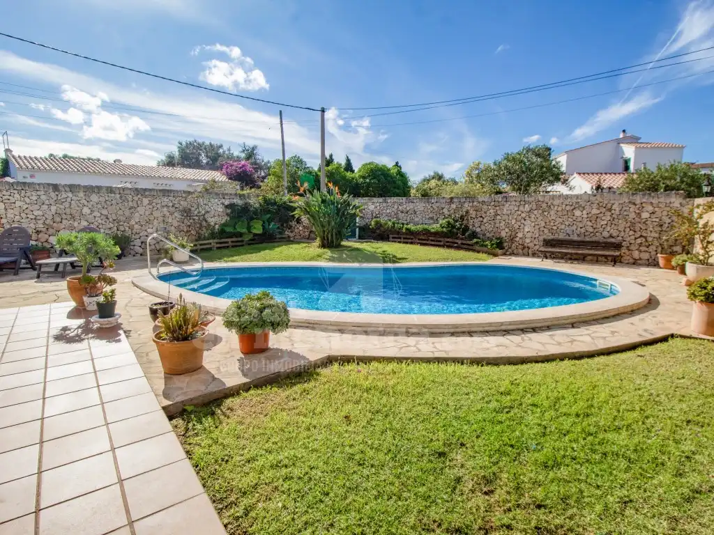 Piscina de Finca rústica en venta en Es Castell con Aire acondicionado, Jardín privado y Piscina