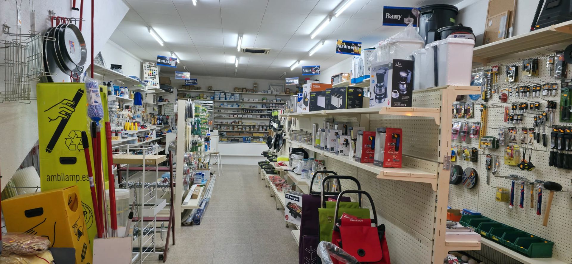Local en traspaso en Calella con Amueblado