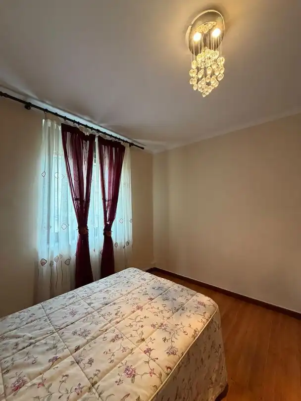 Schlafzimmer von Wohnung zur Miete in Laviana mit Heizung und Balkon