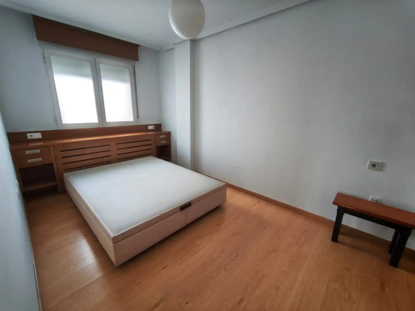 Habitación de Ático en venta en Albacete con Aire acondicionado, Calefacción y Parquet