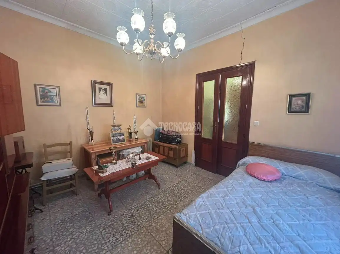 Sala d'estar de Casa adosada en venda en Puertollano