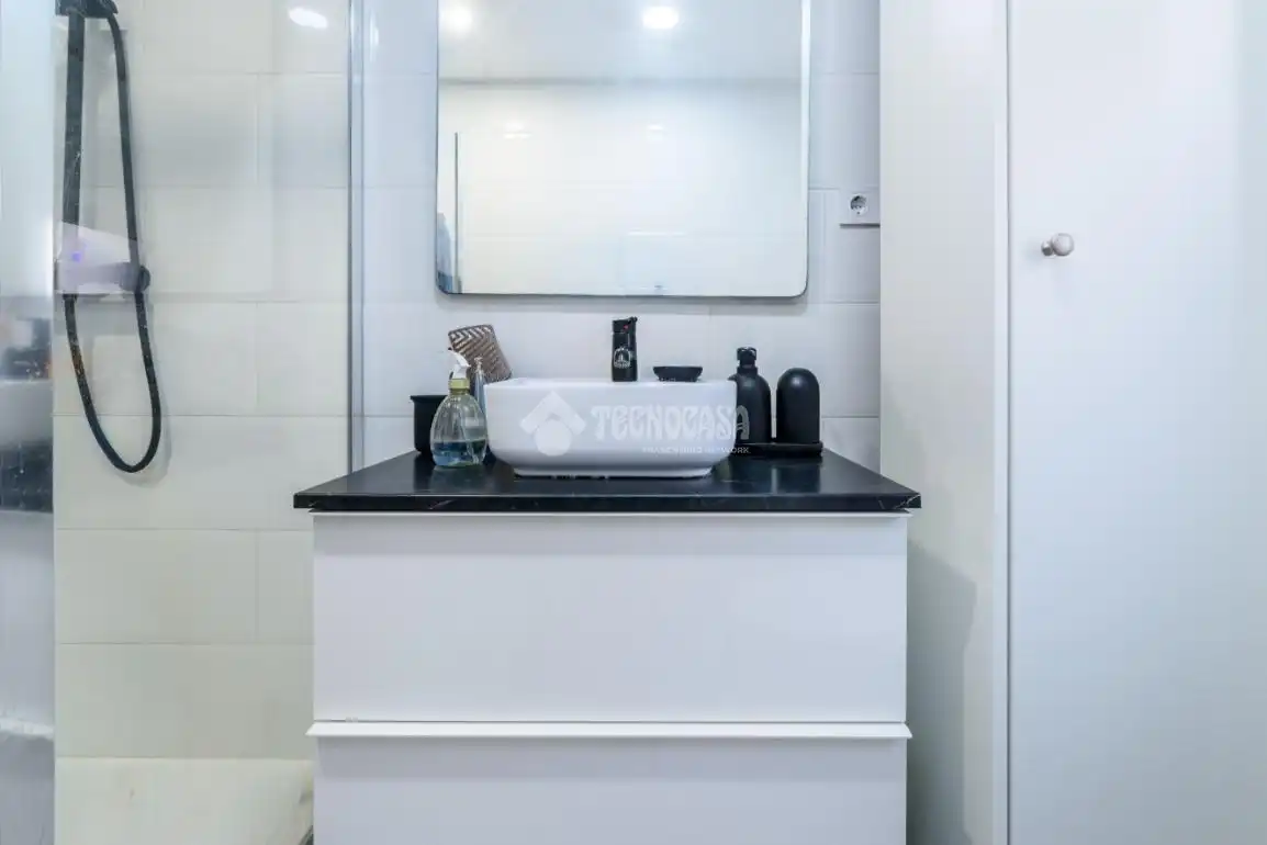 Baño de Piso en venta en Tarragona con Aire acondicionado