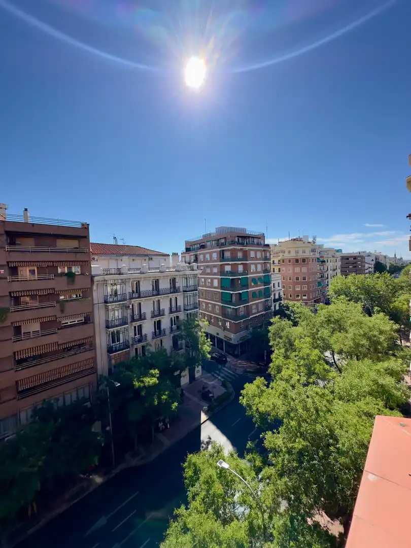 Pis amb terrassa en venda a Calle Santa Engracia, imagen 35