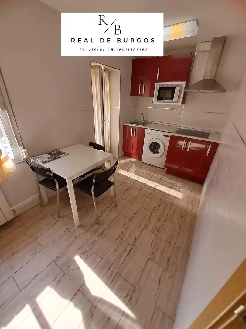 Kitchen of Flat for rent in Valladolid  with Heating, Terrace and Furnished