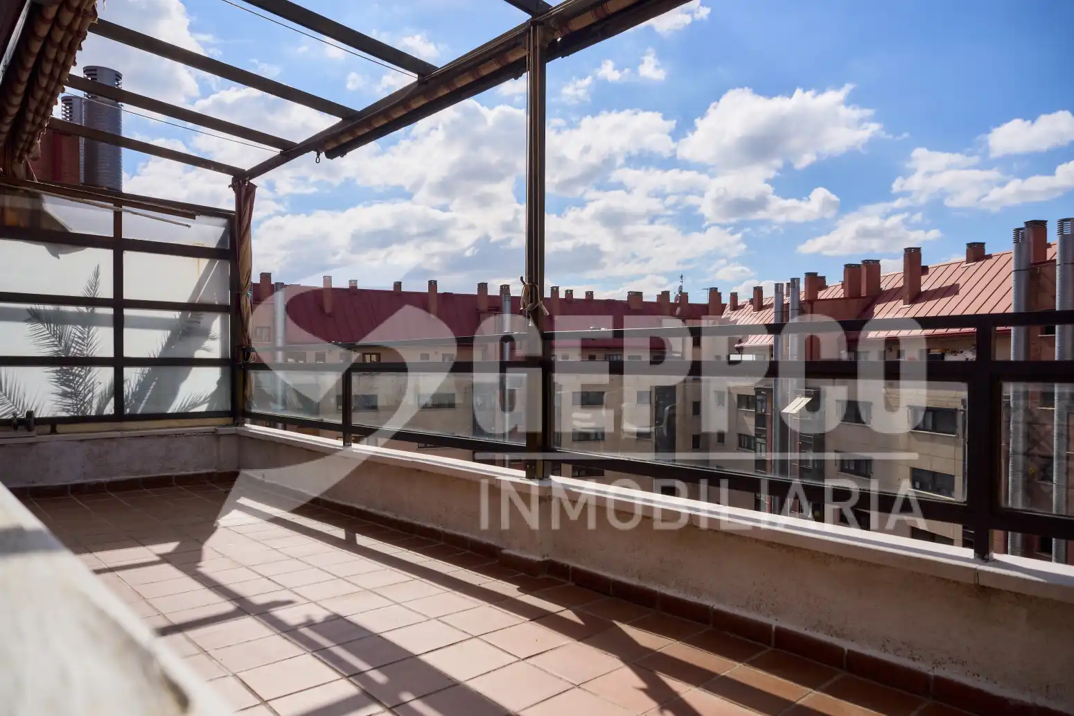 Terraza de Ático de alquiler en Madrid