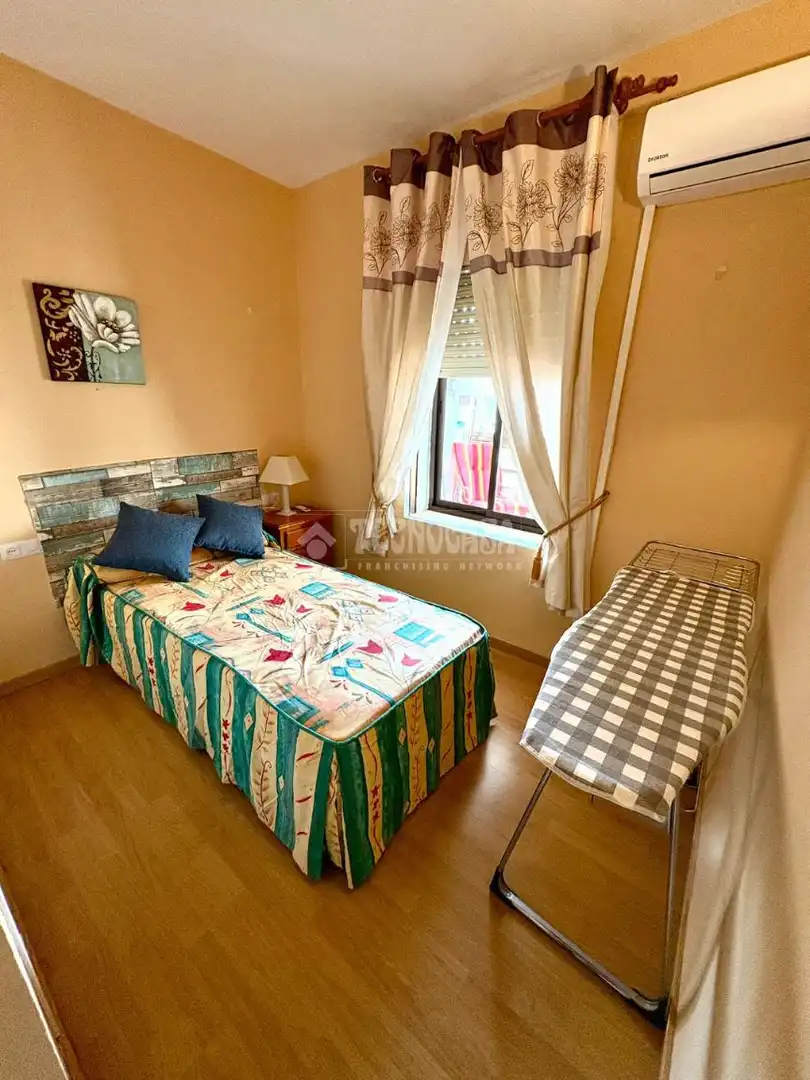 Habitación de Piso de alquiler en Nerja con Aire acondicionado y Balcón