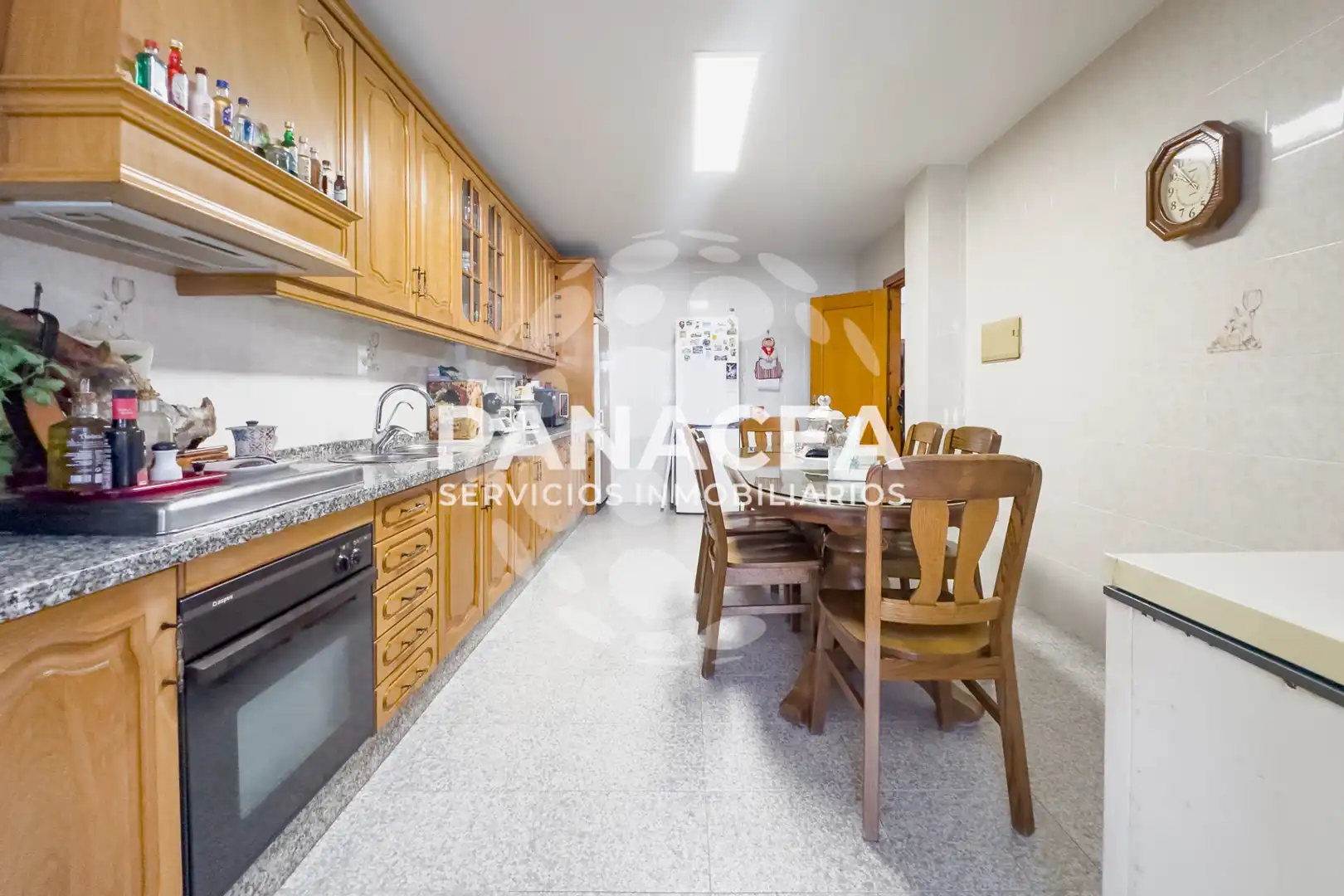 Kitchen of Detached homes for sale in Roquetas de Mar  with Terrace, Furnished and Oven