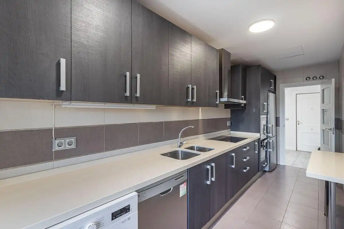 Küche von Wohnung zur Miete in Zaidín