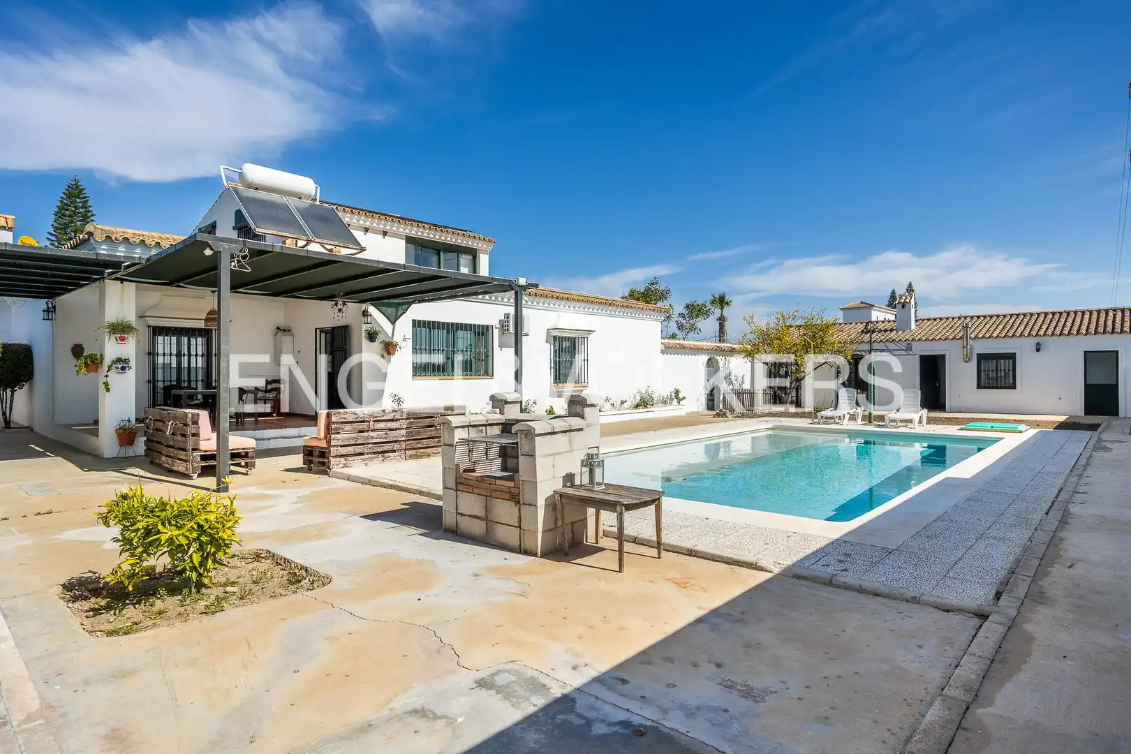 Vista exterior de Casa o chalet en venta en Castilleja del Campo con Aire acondicionado, Calefacción y Jardín privado