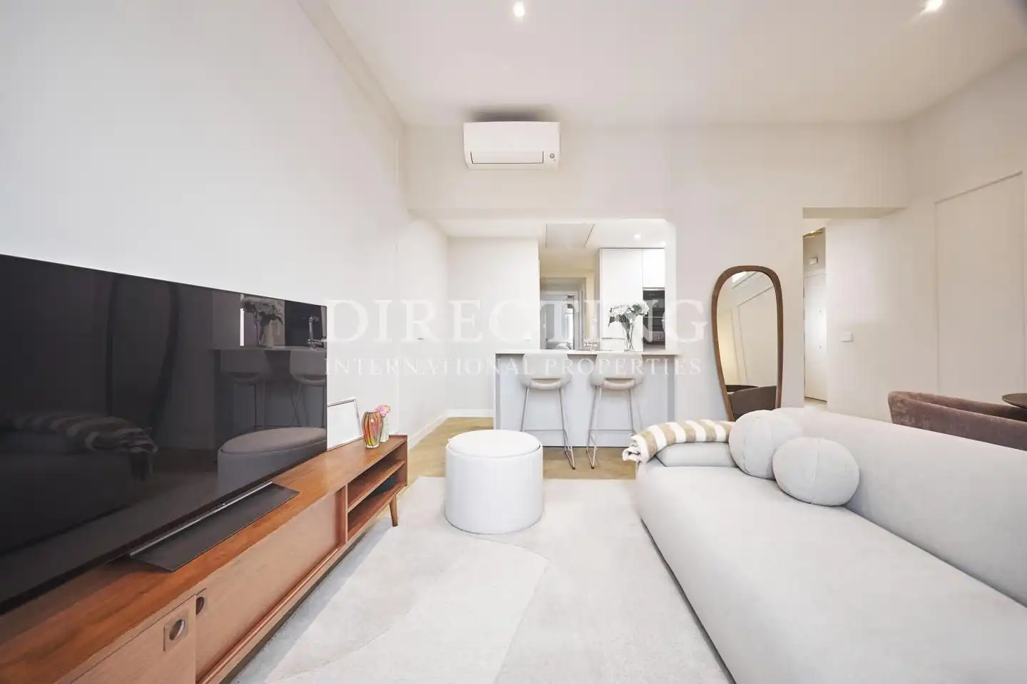 Flat with lift for sale in De Alcántara, imagen 2