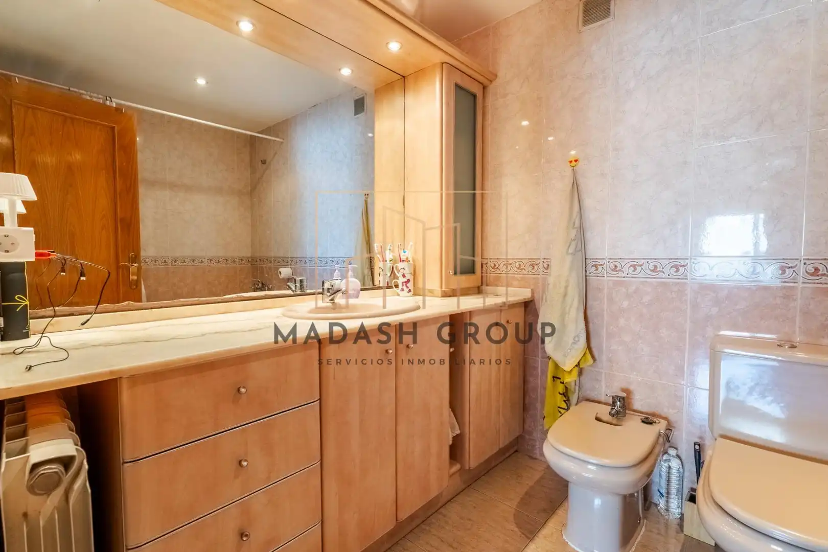Bathroom of Flat for sale in Reus  with Air Conditioner, Heating and Private garden