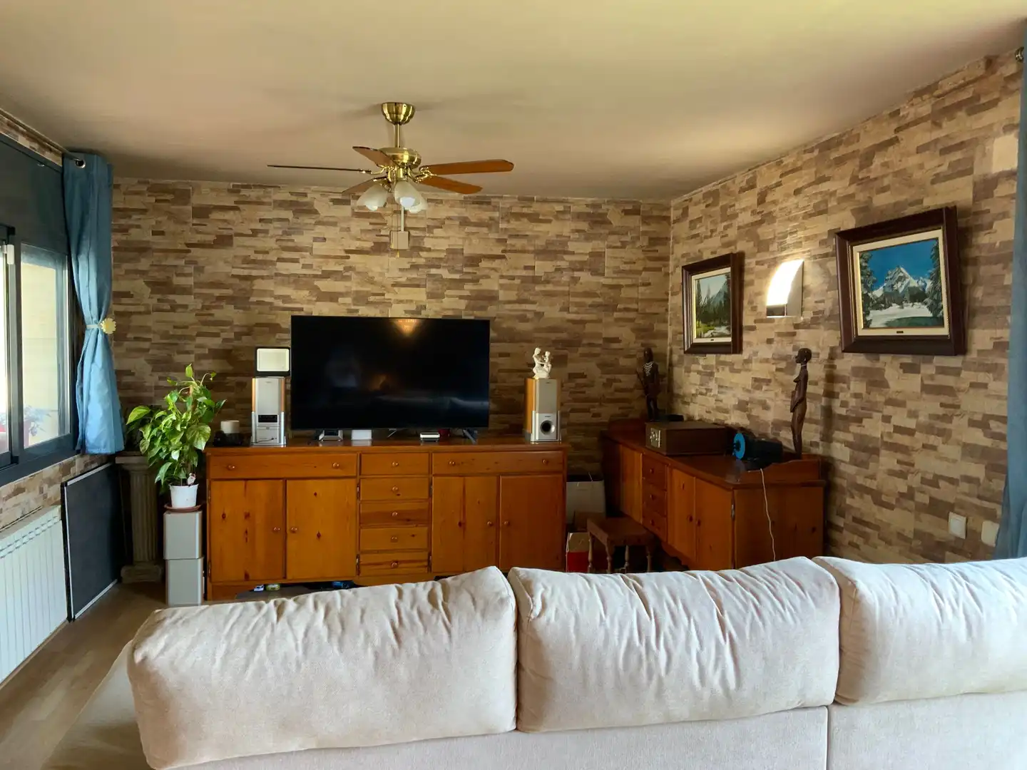 Sala de estar de Casa adosada en venta en Terrassa con Calefacción, Jardín privado y Terraza