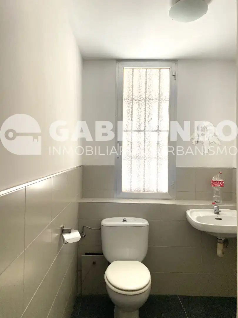 Local comercial en alquiler en San Bartolome Kalea, imagen 6