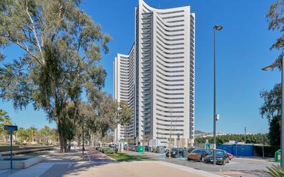 Vista exterior de Apartament de lloguer en Málaga Capital amb Aire condicionat i Piscina