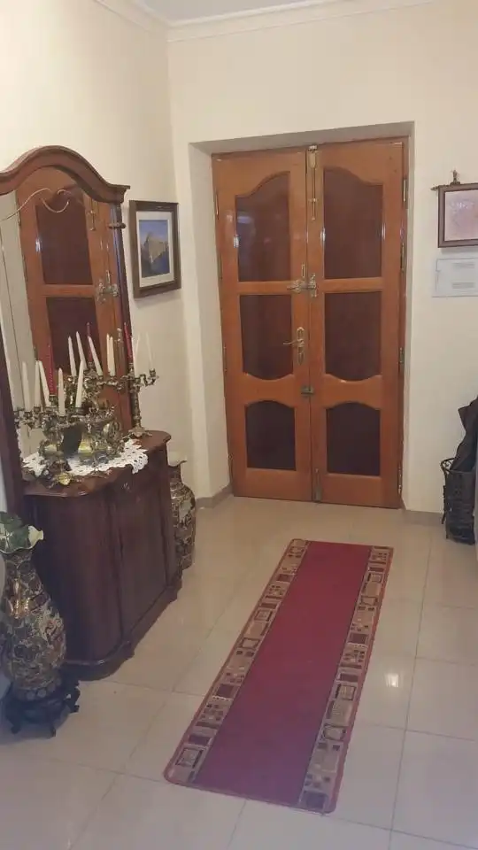 Planta baja en venta en Pinos Puente con Piscina comunitaria