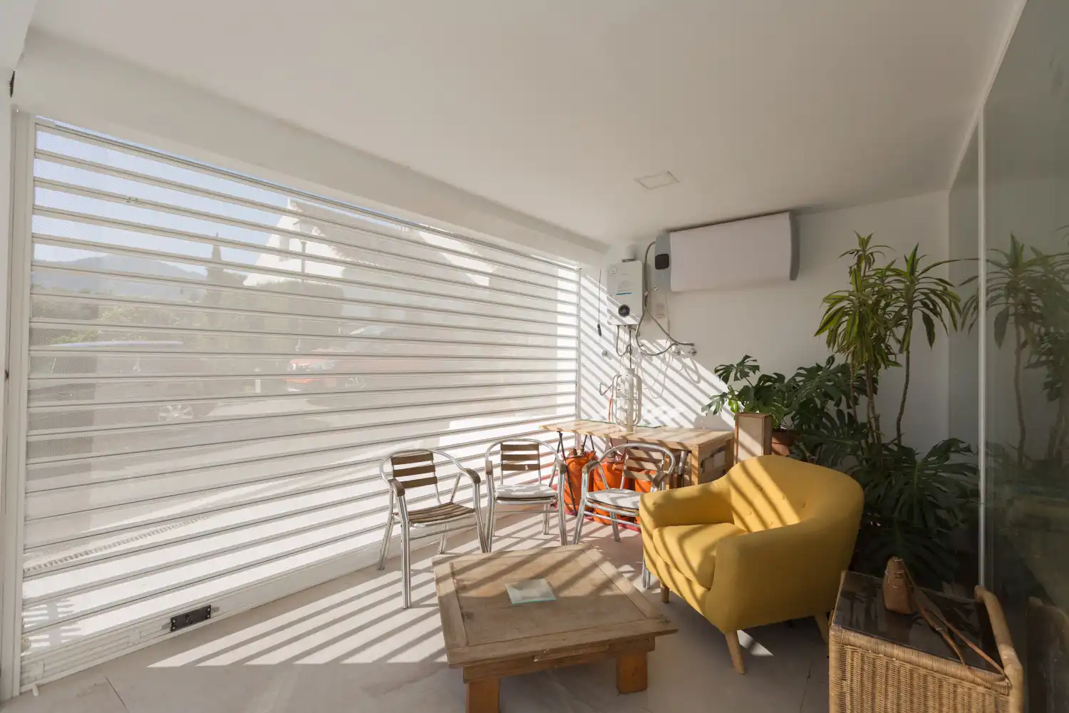 Ground floor for rent in Bello Horizonte - Lindasol
