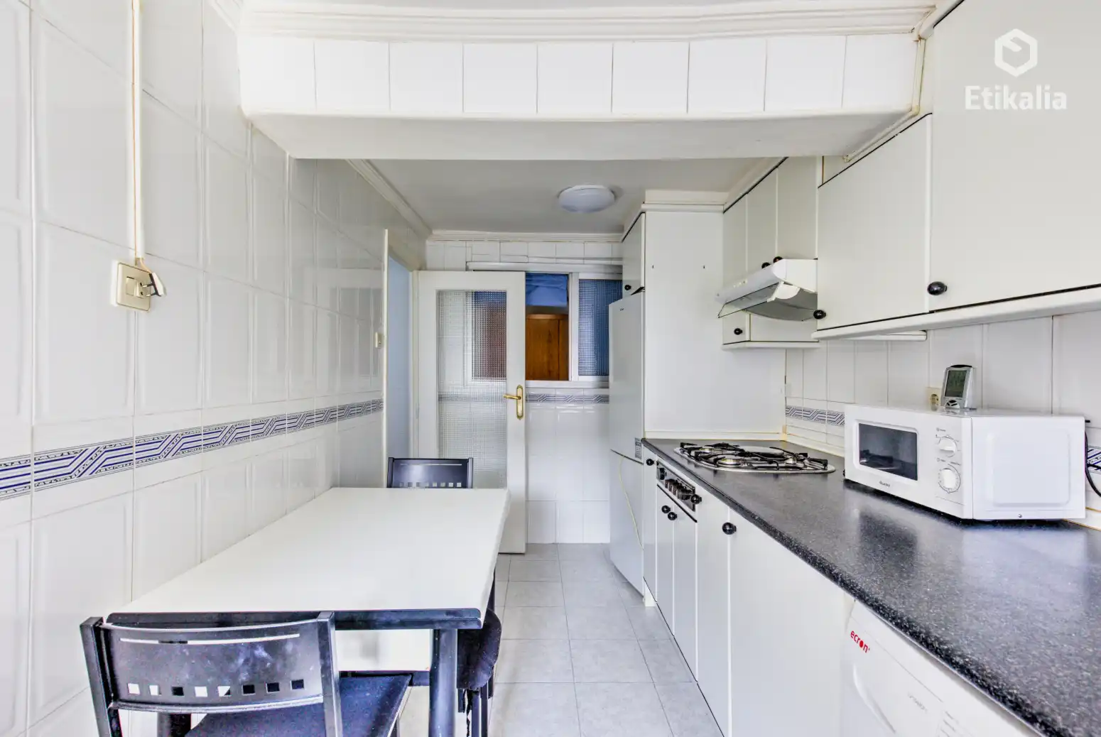 Küche von Wohnung zum Verkauf in Vitoria - Gasteiz mit Heizung und Abstellraum