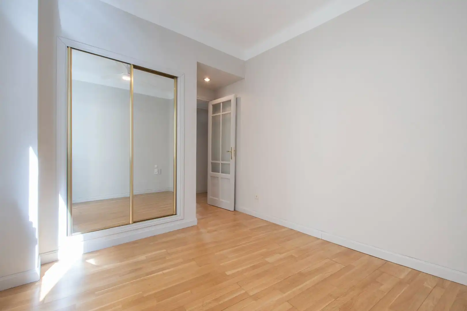 Flat with terrace to rent in Calle de Ferraz 31, imagen 20