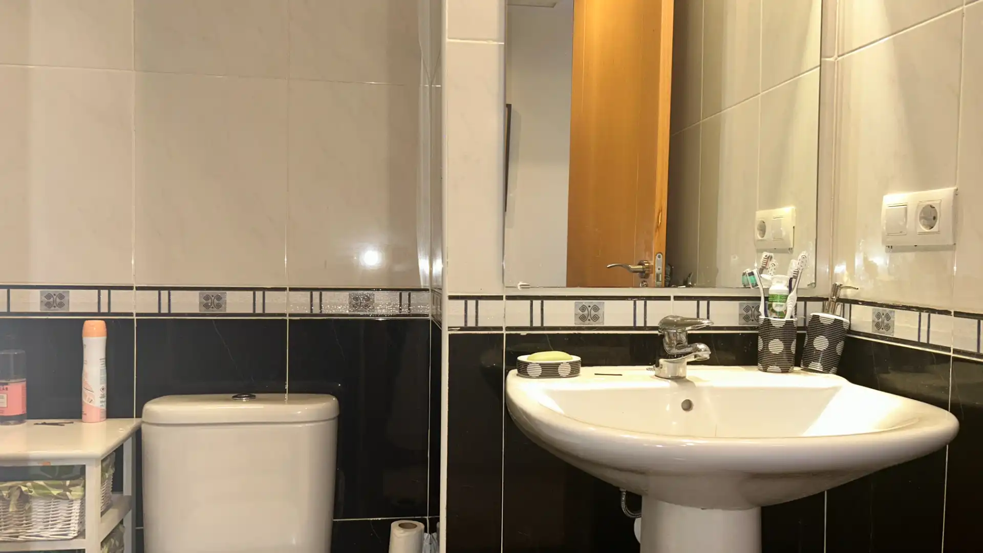 Piso con terraza en venta en Carrer de Cerç 9, imagen 7