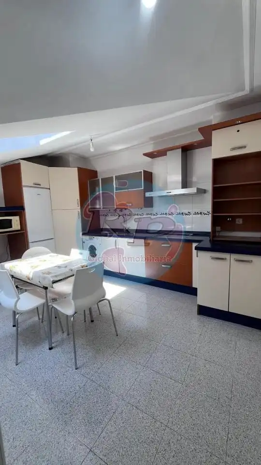 Küche von Wohnung zum Verkauf in Astorga mit Klimaanlage, Heizung und Parkett