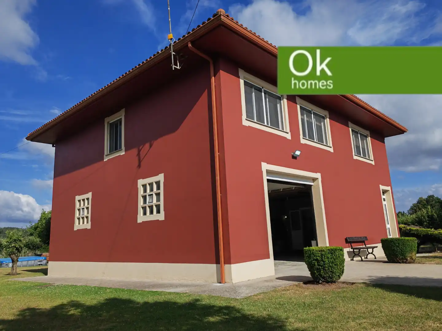 Vista exterior de Casa o xalet en venda en Boimorto amb Calefacció, Jardí privat i Parquet