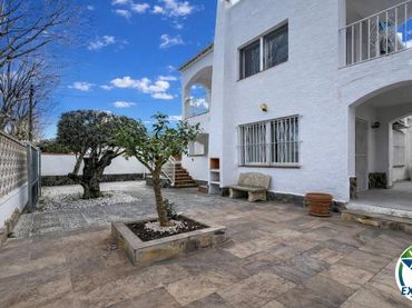 Haus mit Garten zum Verkauf in Carrer Montseny