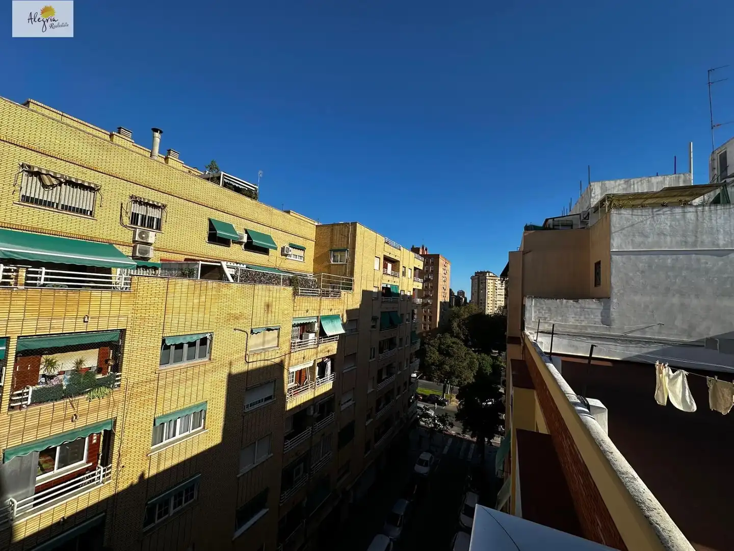 Apartments for rent in Carrer SENYERA LA, 26, Mont-Olivet