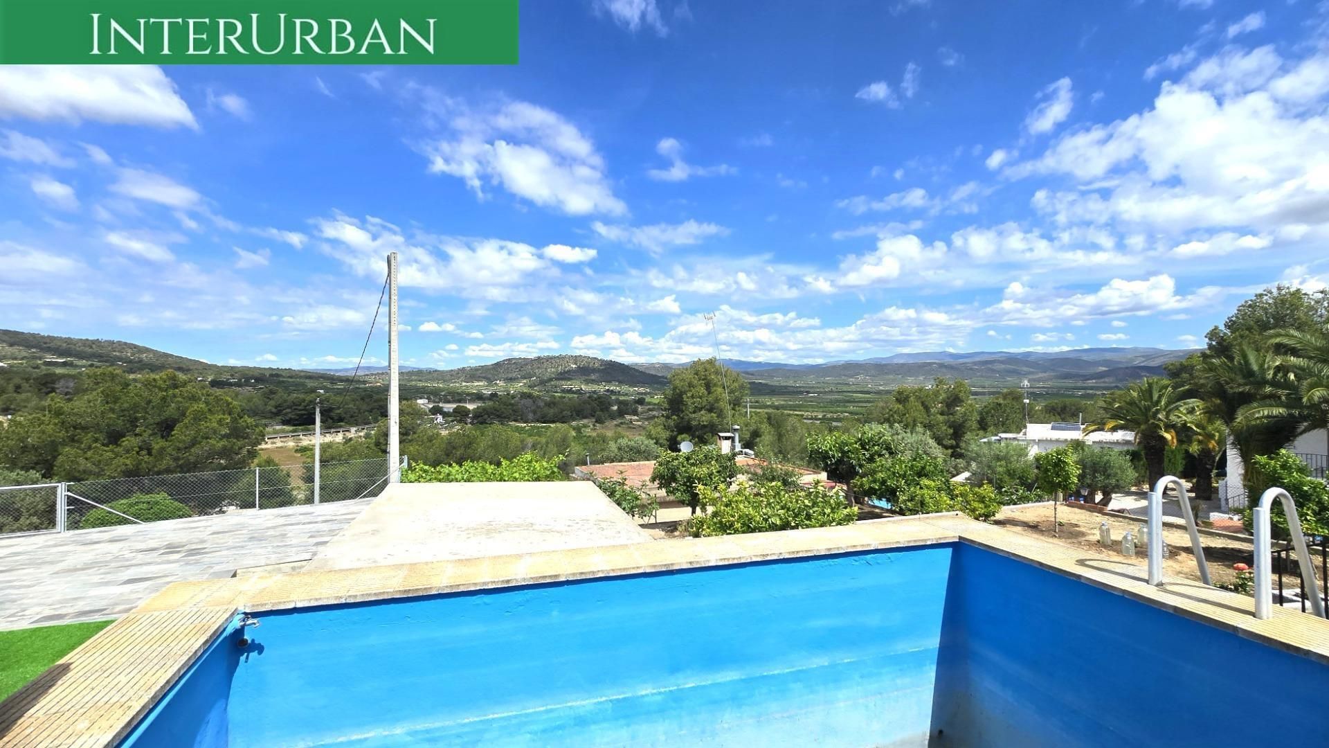 Vista exterior de Casa o chalet en venta en Casinos con Aire acondicionado, Calefacción y Jardín privado