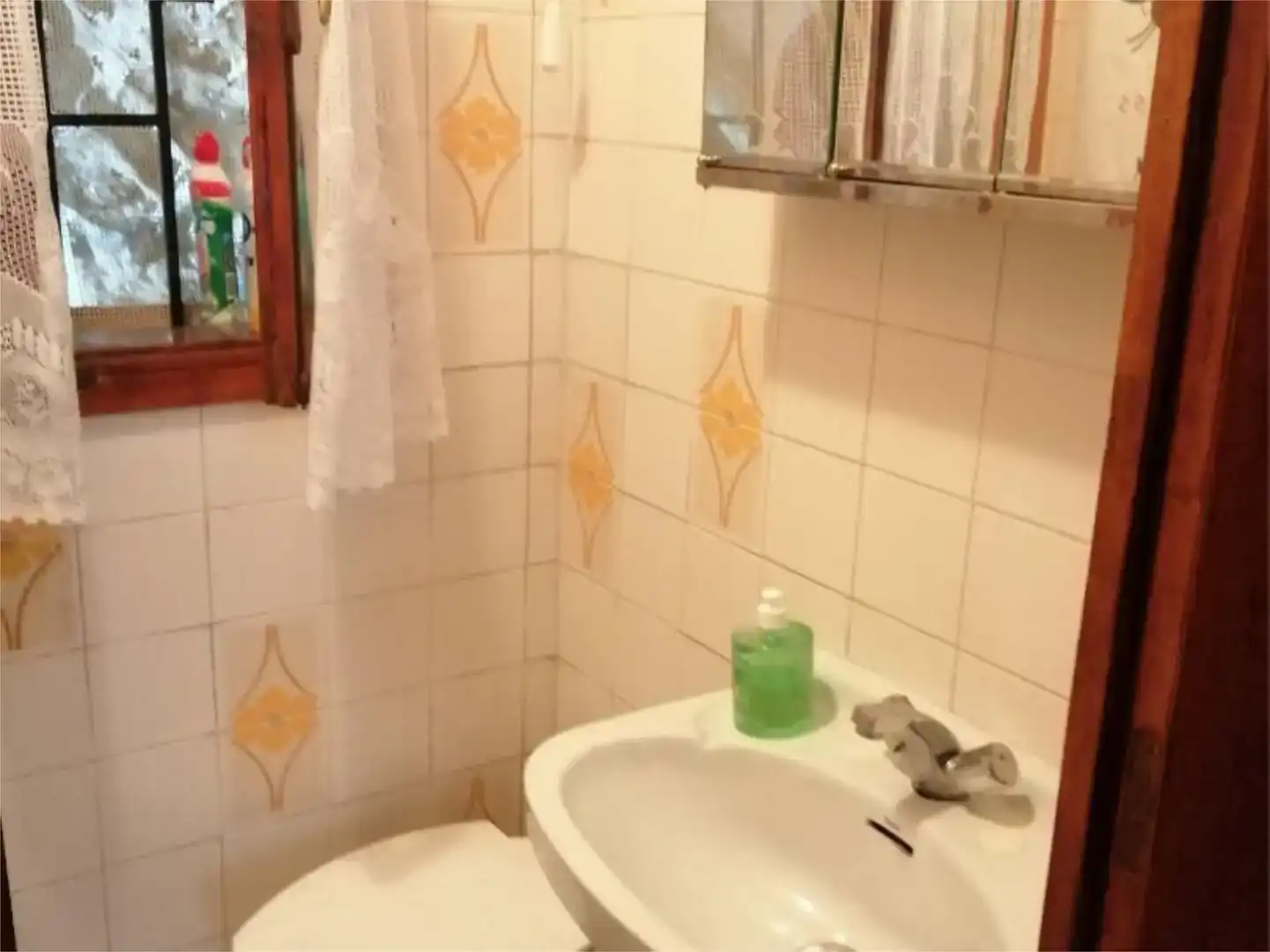 Baño de Apartamento de alquiler en Vegadeo con Amueblado