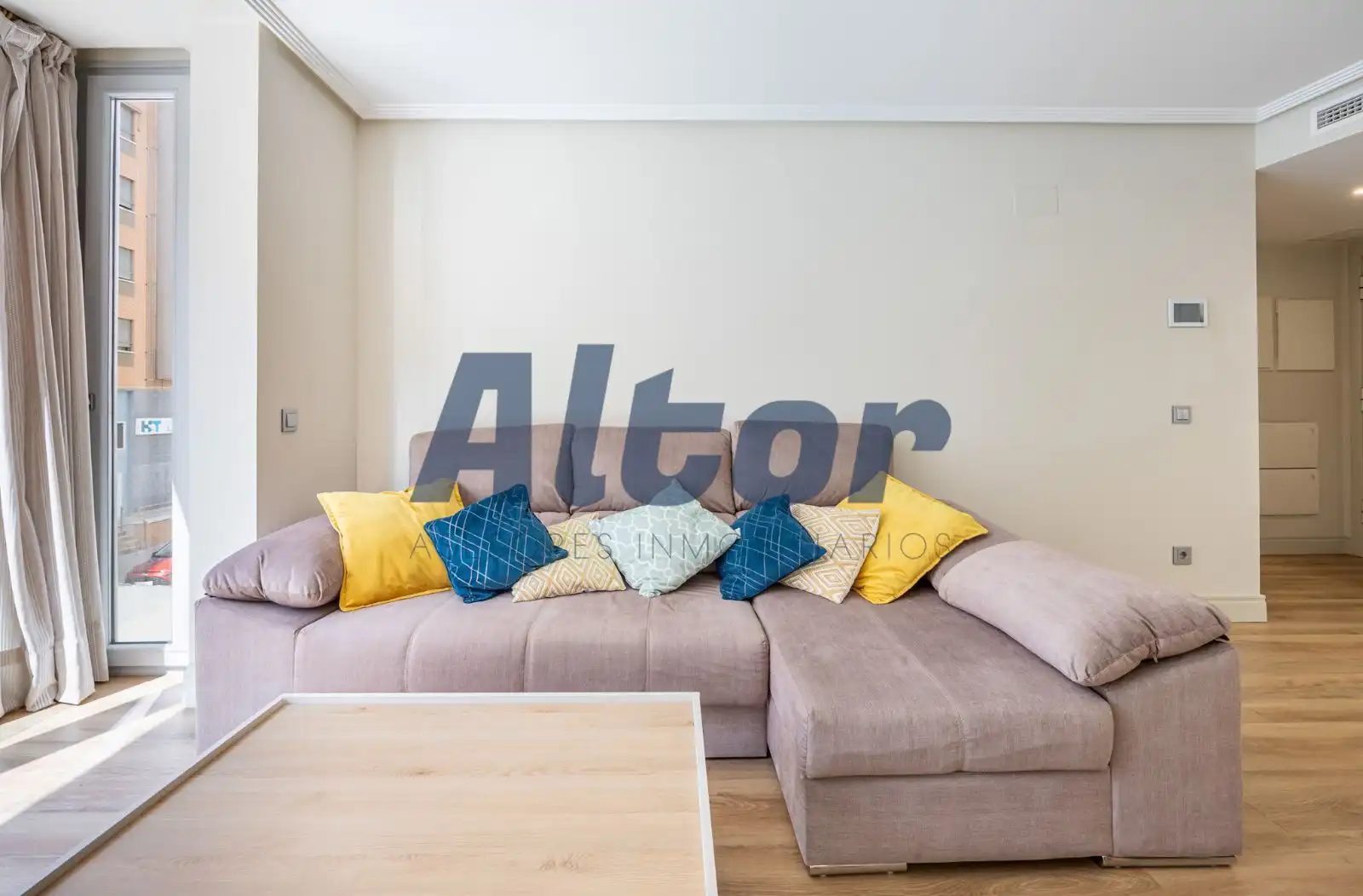 Wohnzimmer von Wohnung zum Verkauf in Madrid mit Klimaanlage, Abstellraum und Schwimmbad