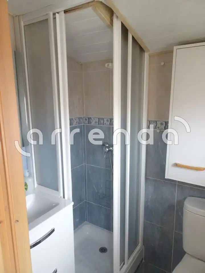 Bathroom of Flat for rent in Laredo  with Heating and Furnished