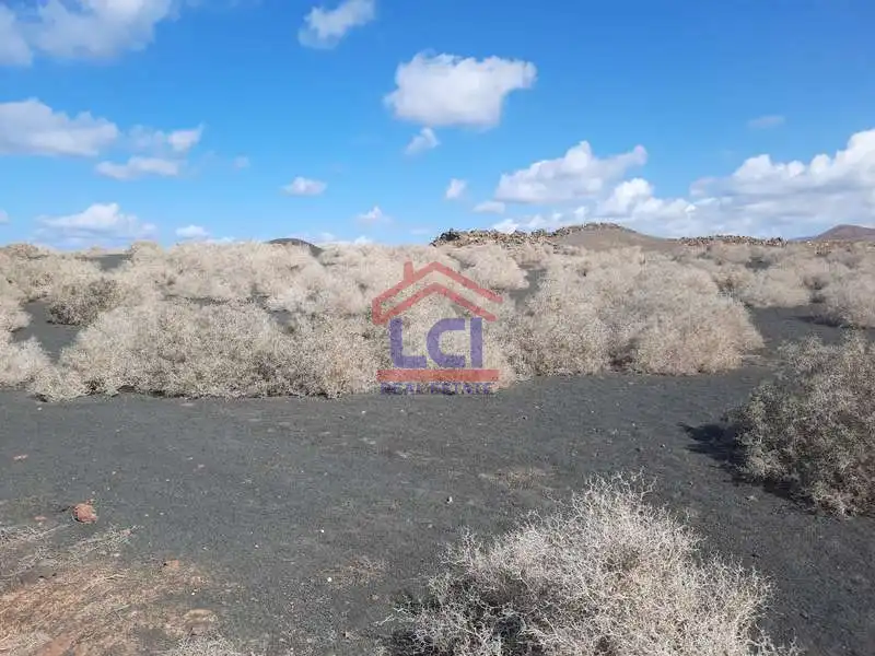 Terreno en venta en Teguise