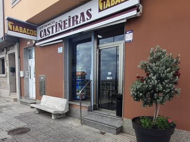 Locale commerciale in vendita a Castiñeiras