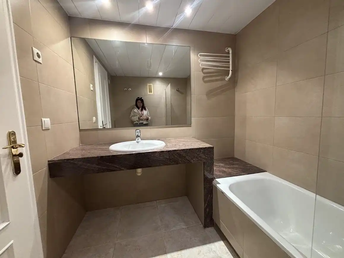 Baño de Ático en venta en Gavà con Aire acondicionado, Terraza y Trastero