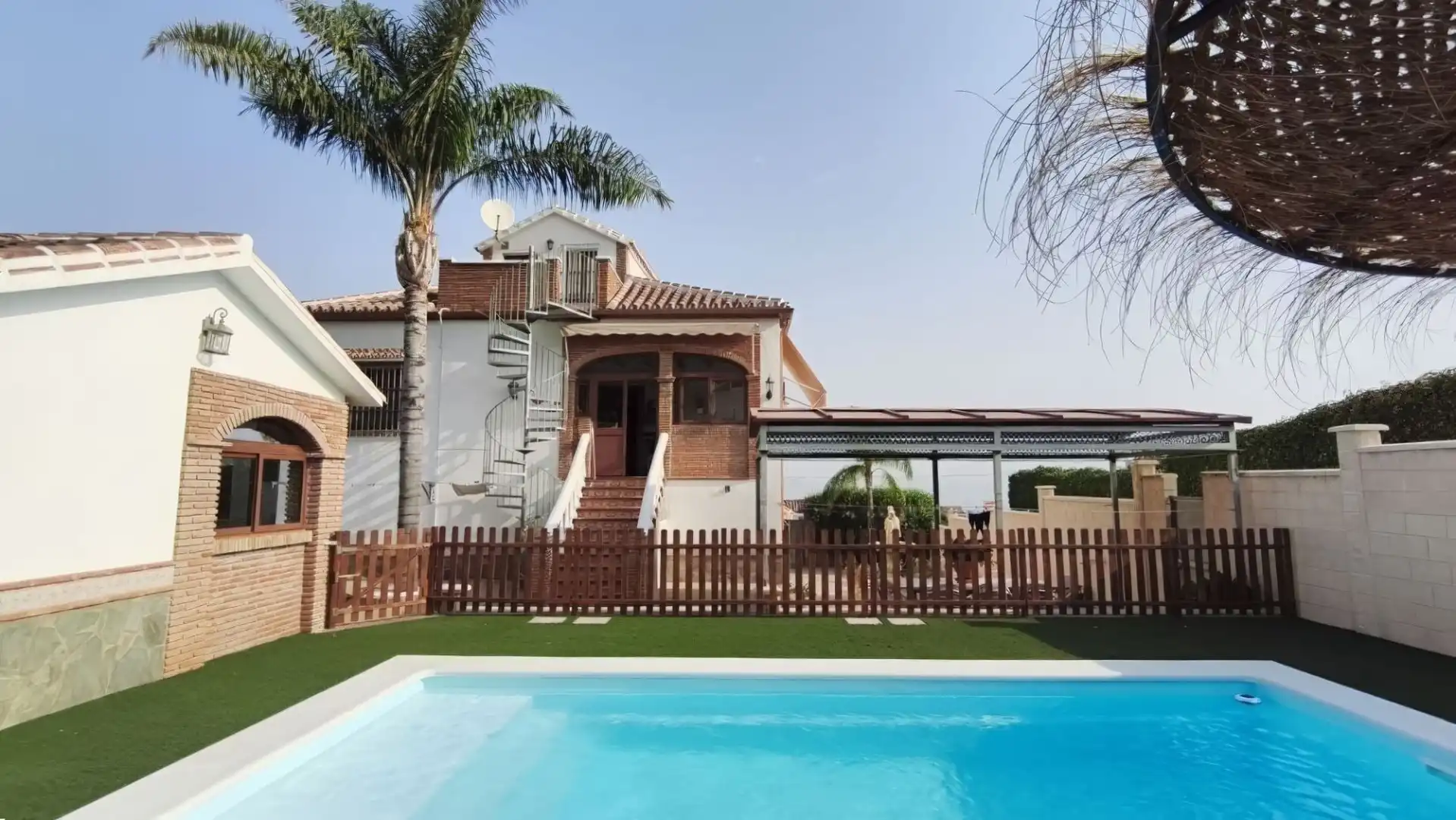 Piscina de Casa o xalet en venda en Alhaurín El Grande amb Aire condicionat i Piscina
