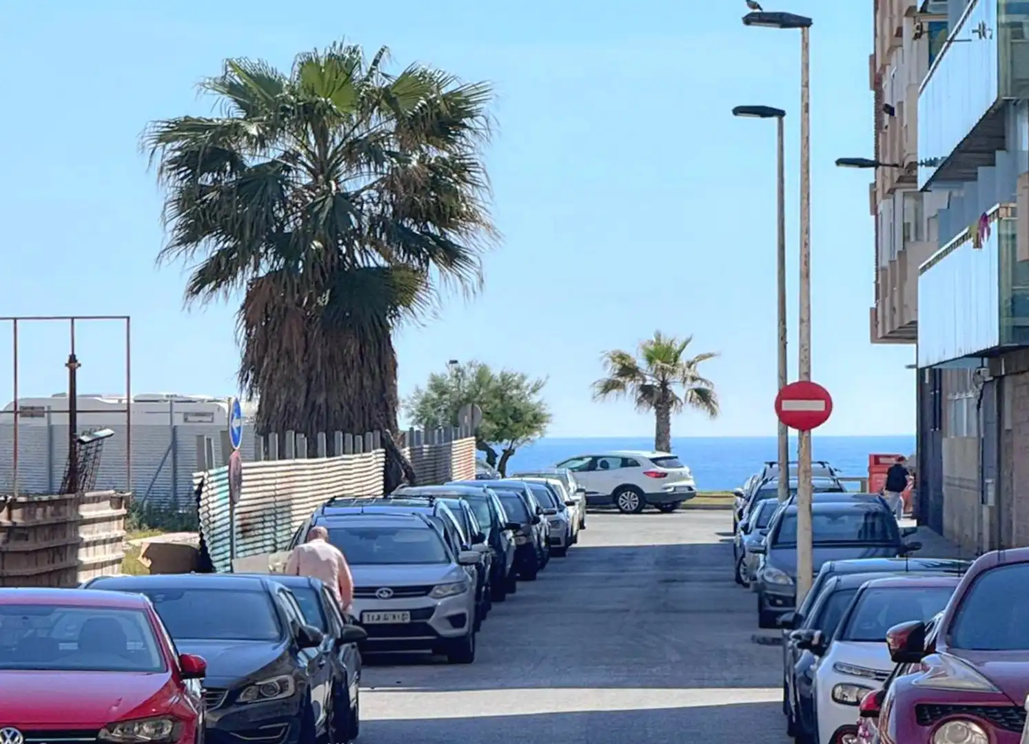 Aparcament de Estudi en venda en Torrevieja amb Aire condicionat, Terrassa i Moblat