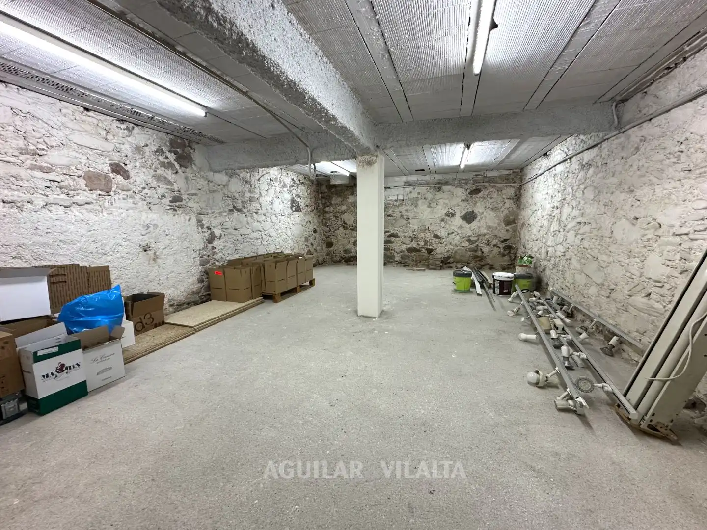 Business premises for transfer in Joan Prim 141, imagen 15