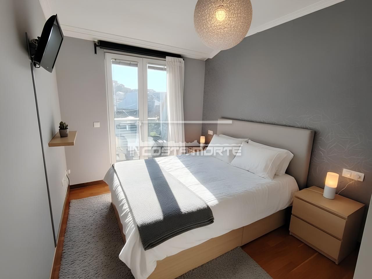 Bedroom of Flat for sale in Cee  with Heating and Storage room