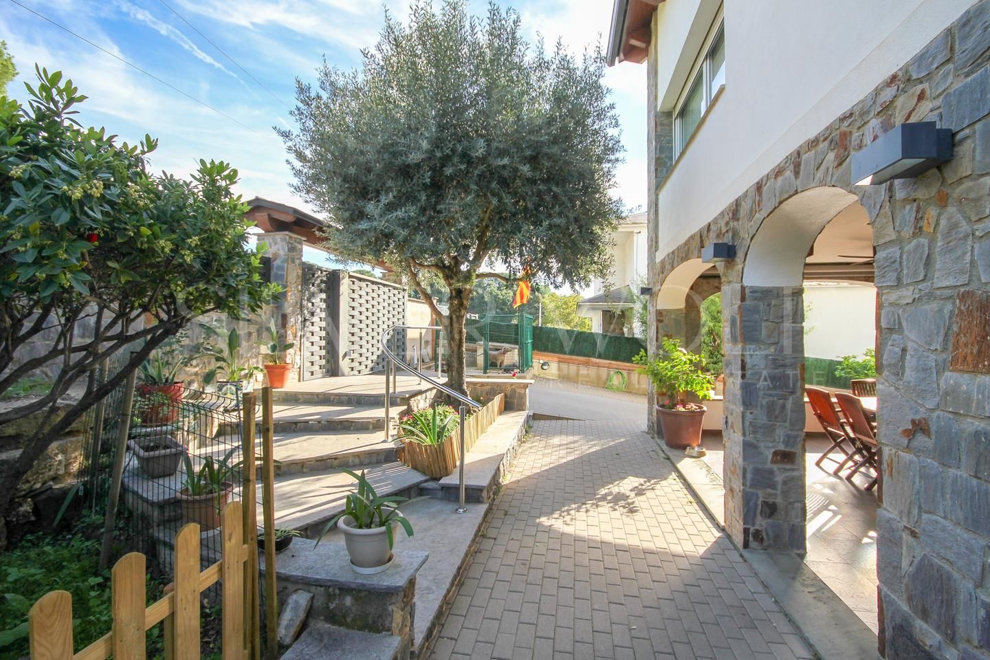 Jardí de Casa o xalet en venda en Palau-solità i Plegamans amb Aire condicionat, Calefacció i Jardí privat