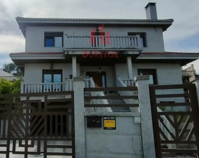Haus mit Terrasse zum Verkauf in Barbadás