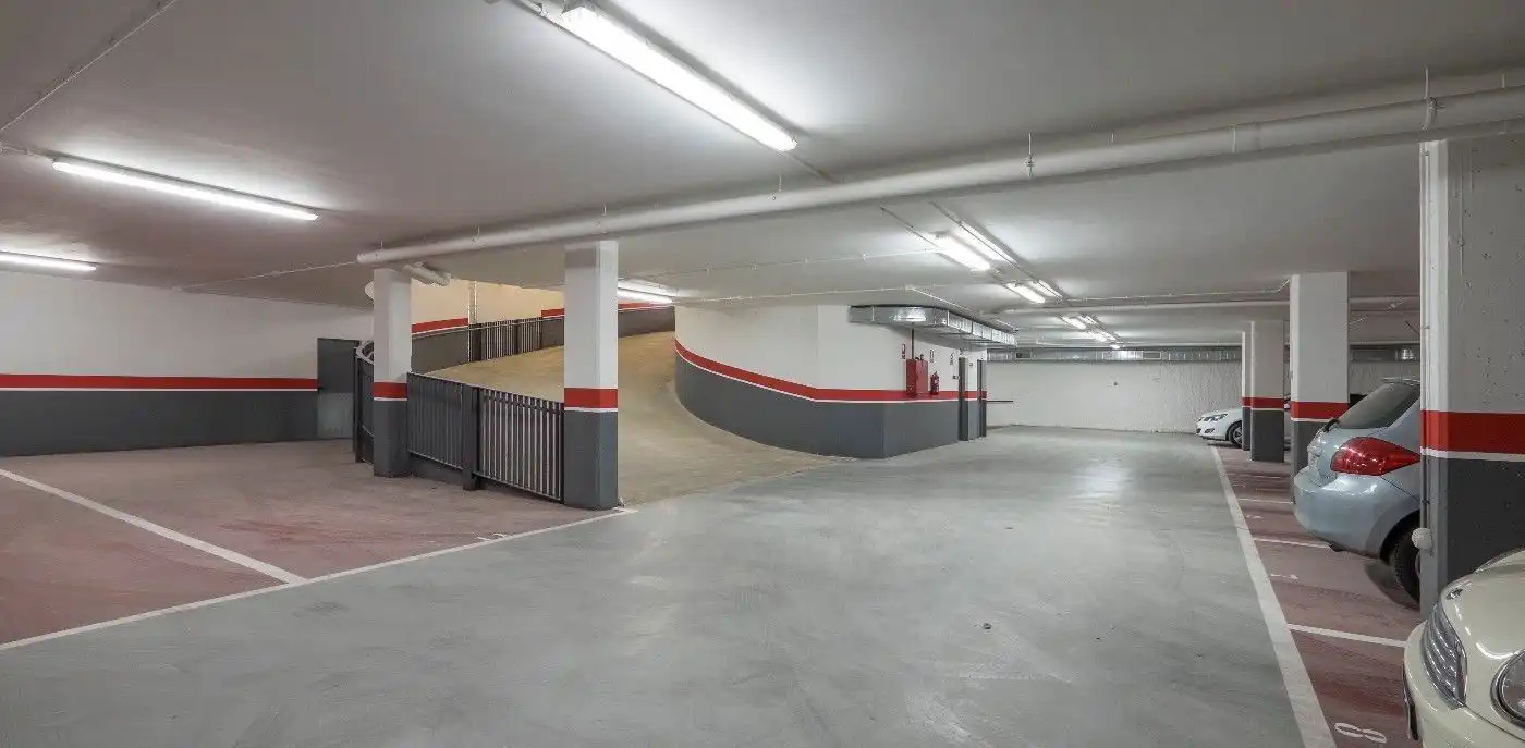Individual for sale in La Devesa